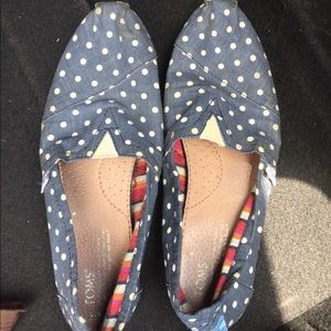 Toms shoes